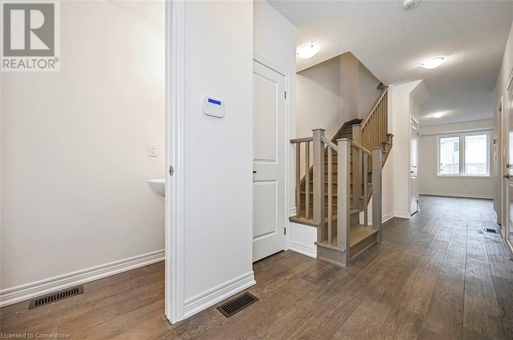 Property Photo: 36 Linden Park Lane ON L9A 1Y1