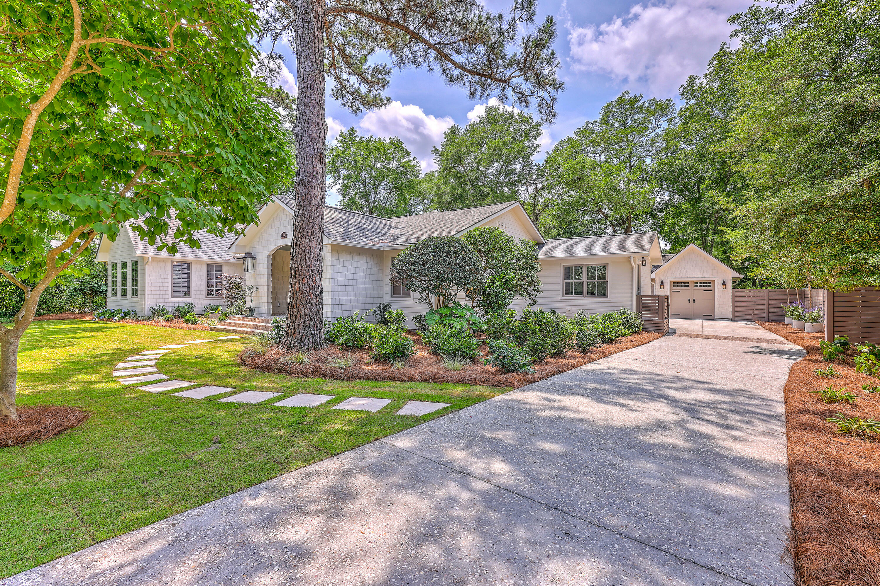 Property Photo:  974 Cliffwood Drive  SC 29464 