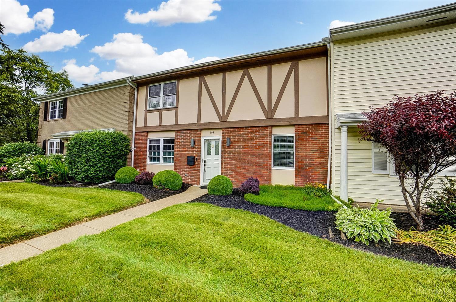 209 Leyland Park Drive  Wilmington OH 45177 photo