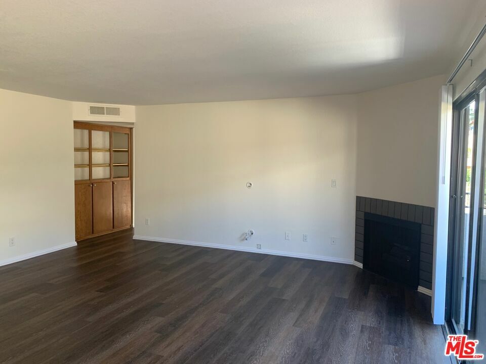 Property Photo: 4353 Coldwater Canyon Ave CA 91604
