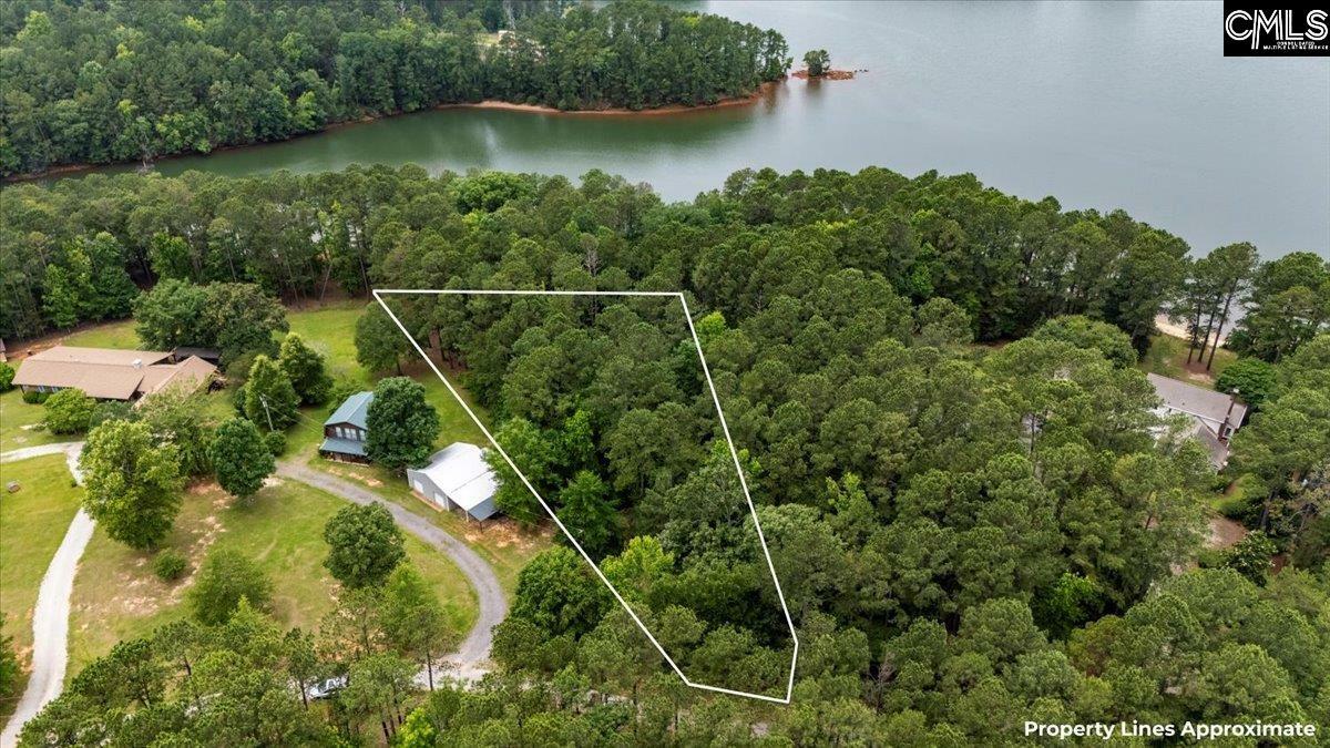 Property Photo:  301 Bobs Pointe  SC 29065 