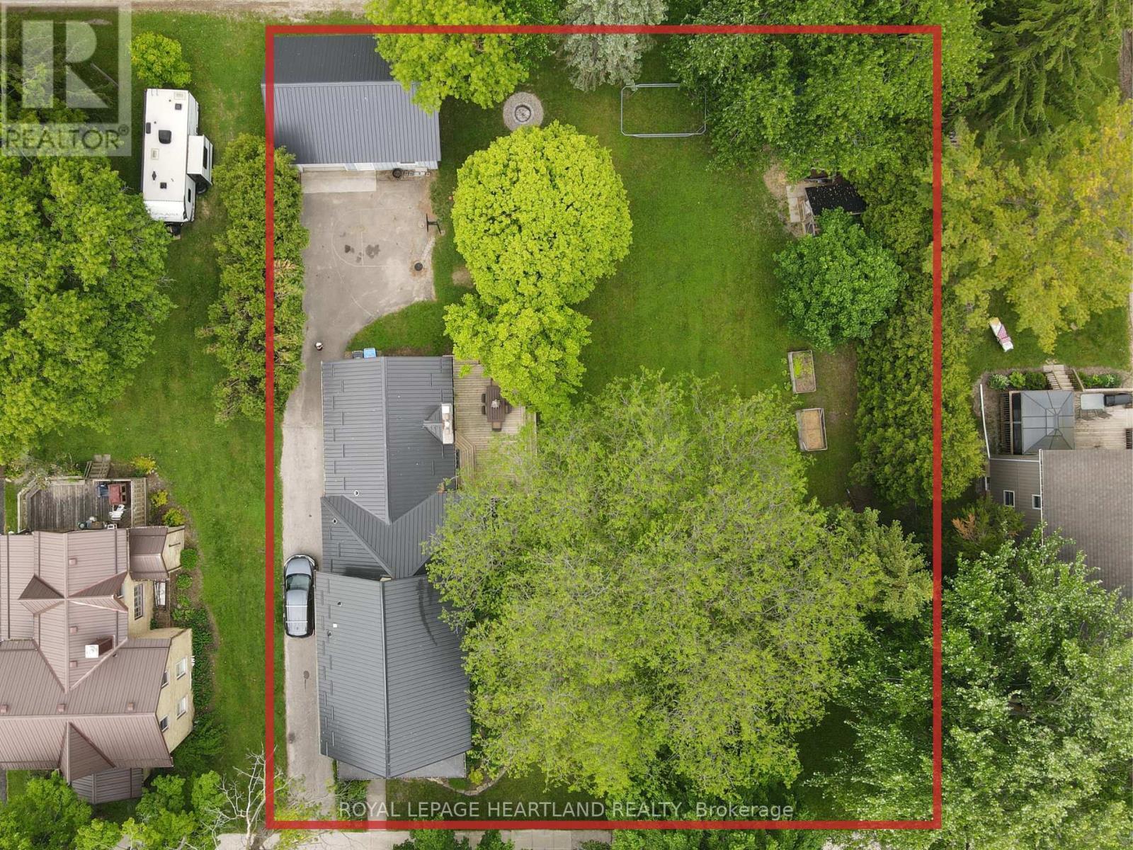 Property Photo: 78 Victoria Avenue East ON N0M 1M0