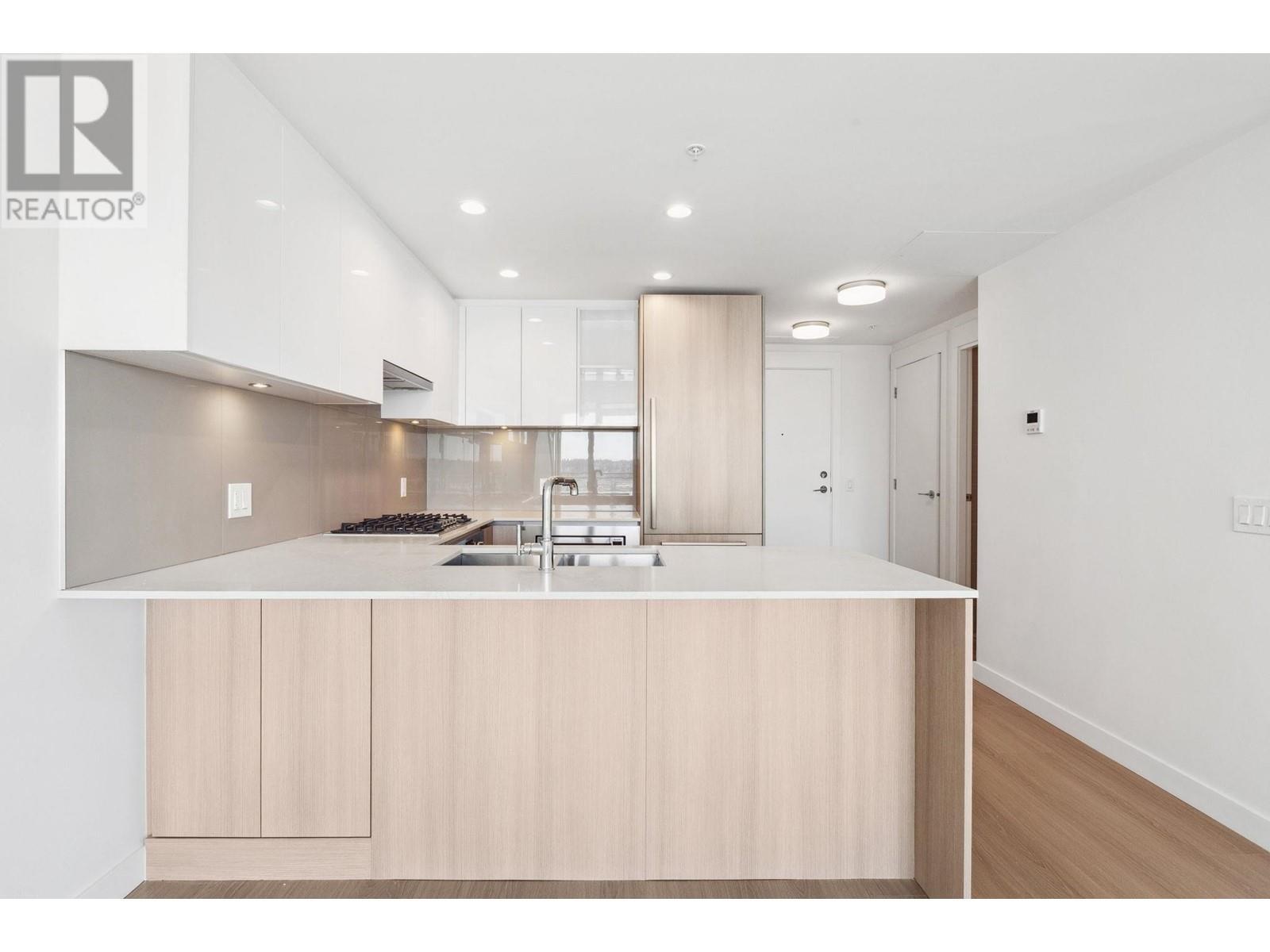 Property Photo: 618 Carnarvon Street 1805 BC V3M 0N9
