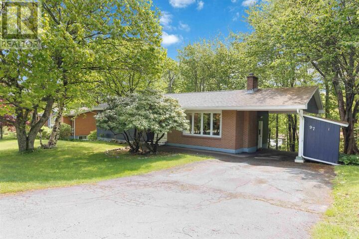 Photo de la propriété: 97 Williams Lake Road NS B3P 1T4