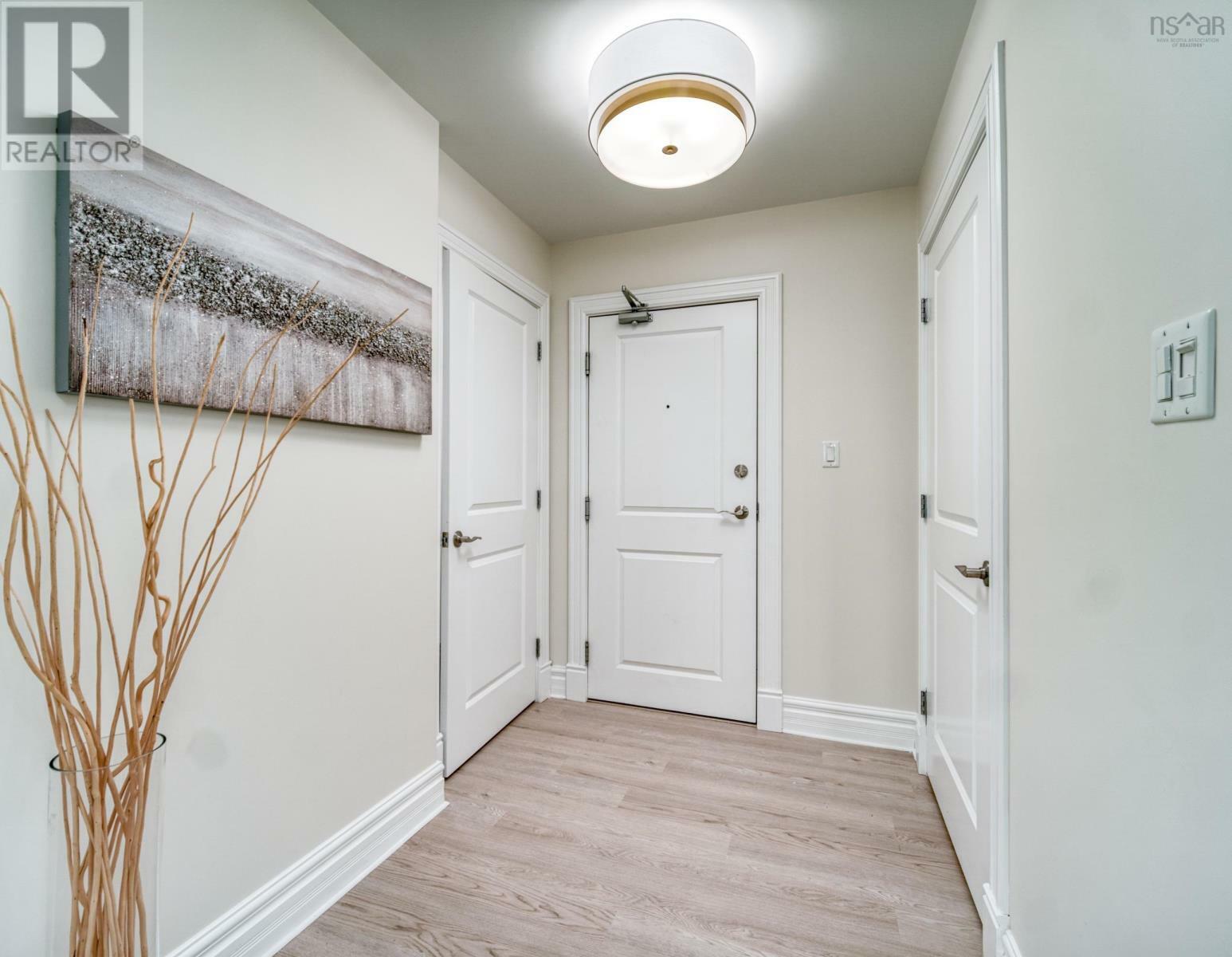 Property Photo: 89 Pebblecreek Crescent 207 NS B2W 0K6