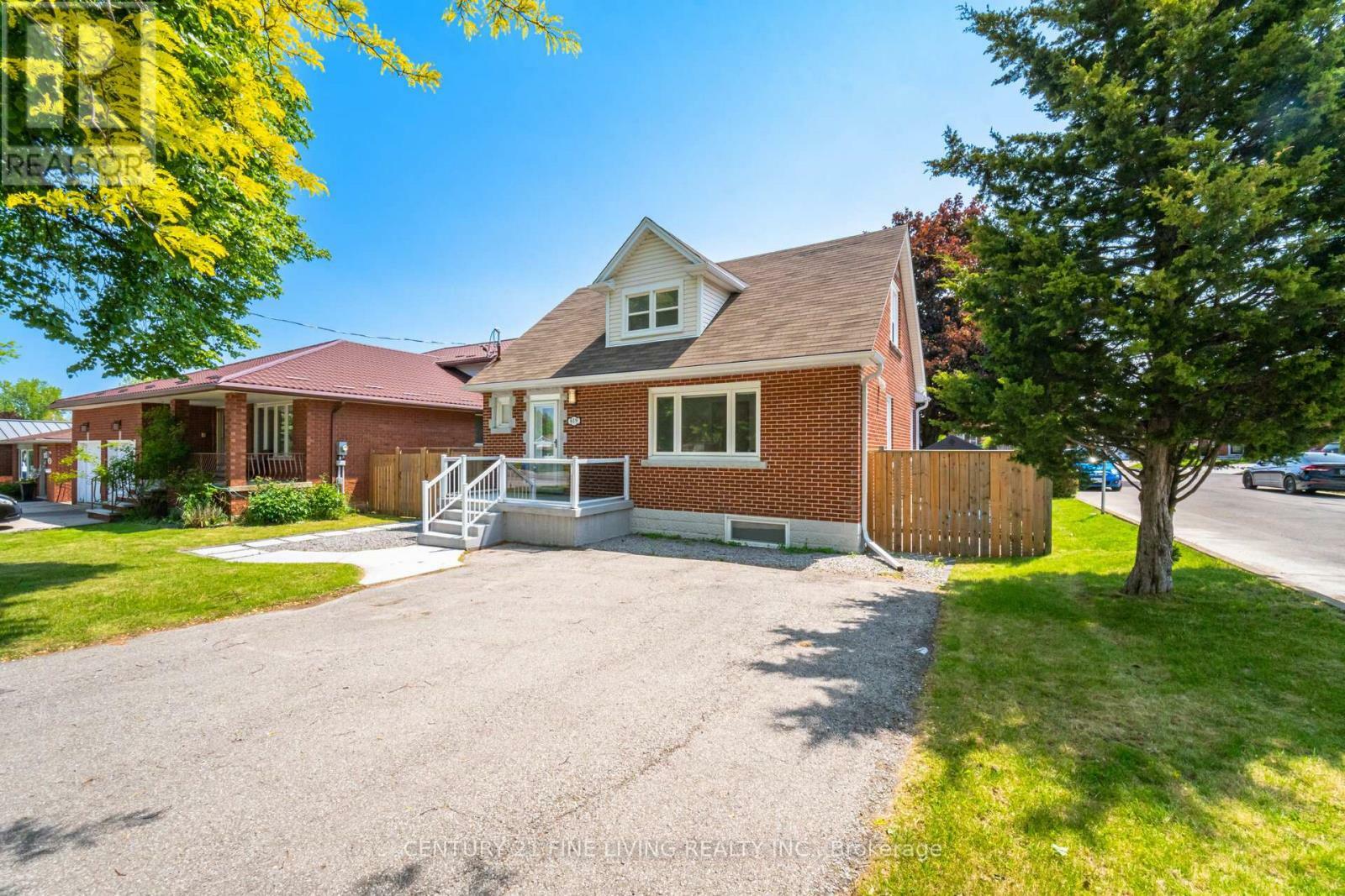 Property Photo: 619 Upper Paradise Road ON L9C 5P5