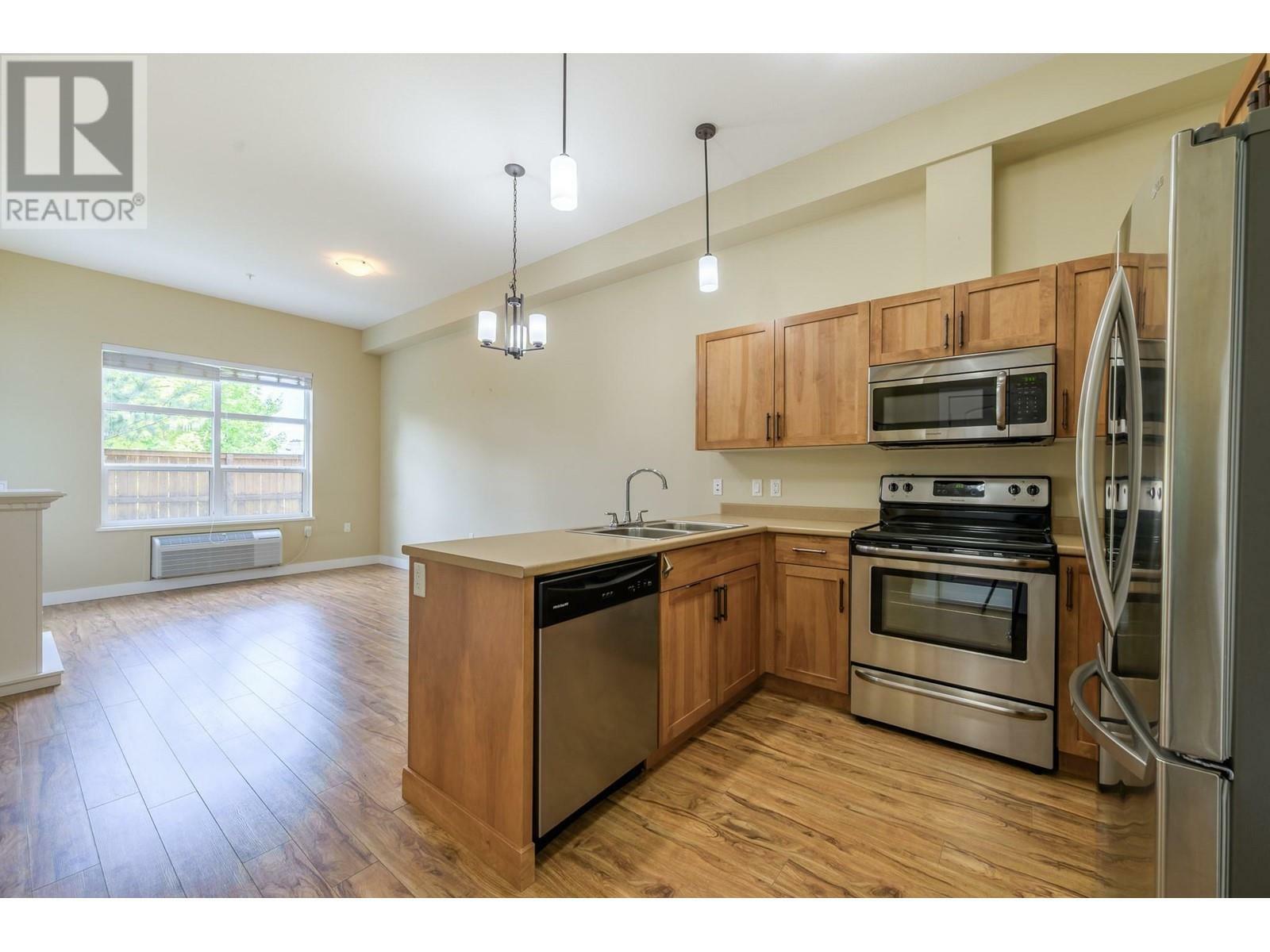 Property Photo: 755 Mayfair Street 113 BC V2B 5L7