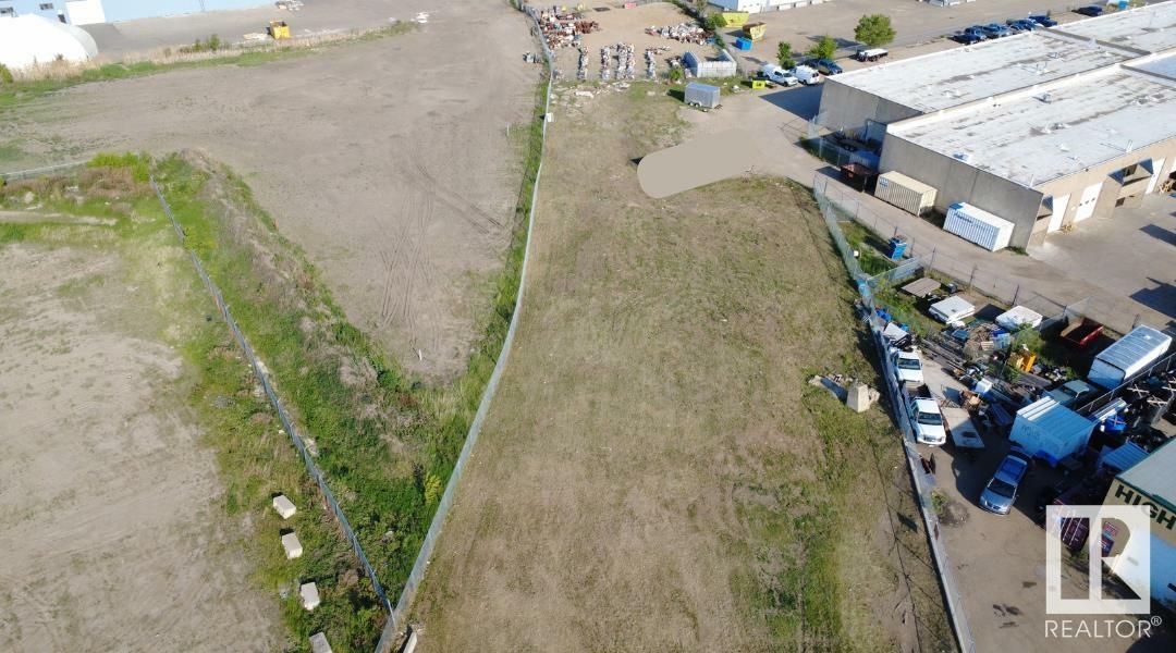 Photo de la propriété:  5621 99 Street (Unit A) NW  AB T6E 3N8 