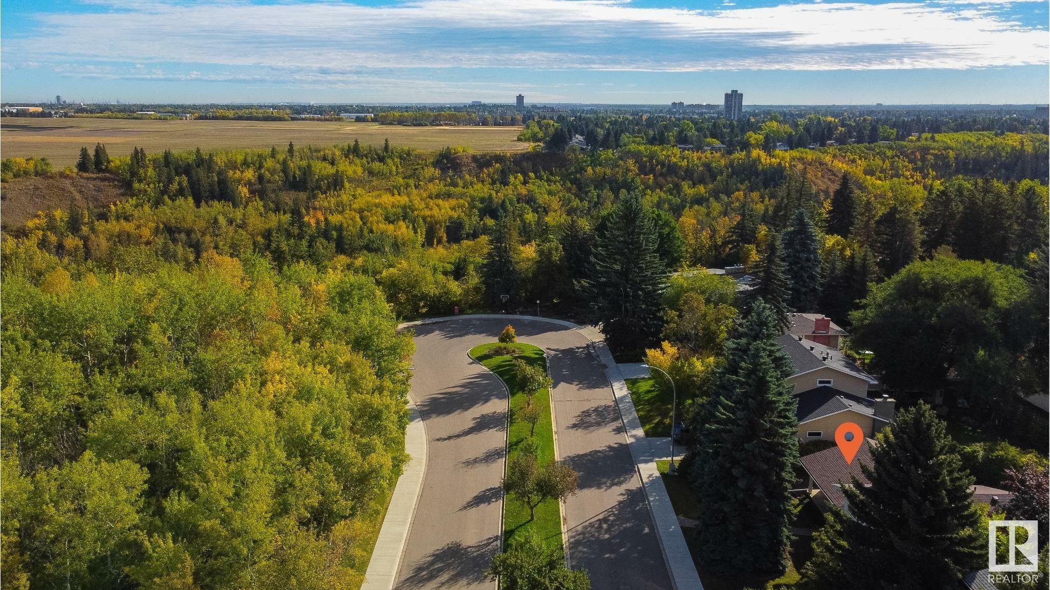 14007 53 Avenue NW  Edmonton AB T6H 0S9 photo
