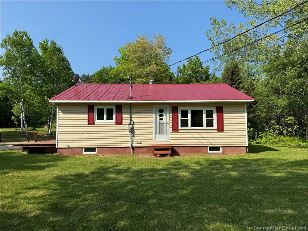 Photo de la propriété:  29 Holt Road  NB E9C 2C7 