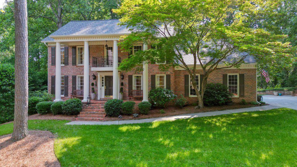 11940 Mountain Laurel Drive  Roswell GA 30075 photo