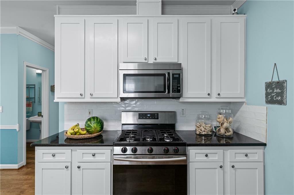 Property Photo: 859 Scales Road GA 30024