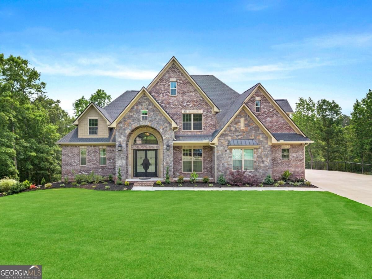 Property Photo:  7519 Waterview Cove  GA 30135 