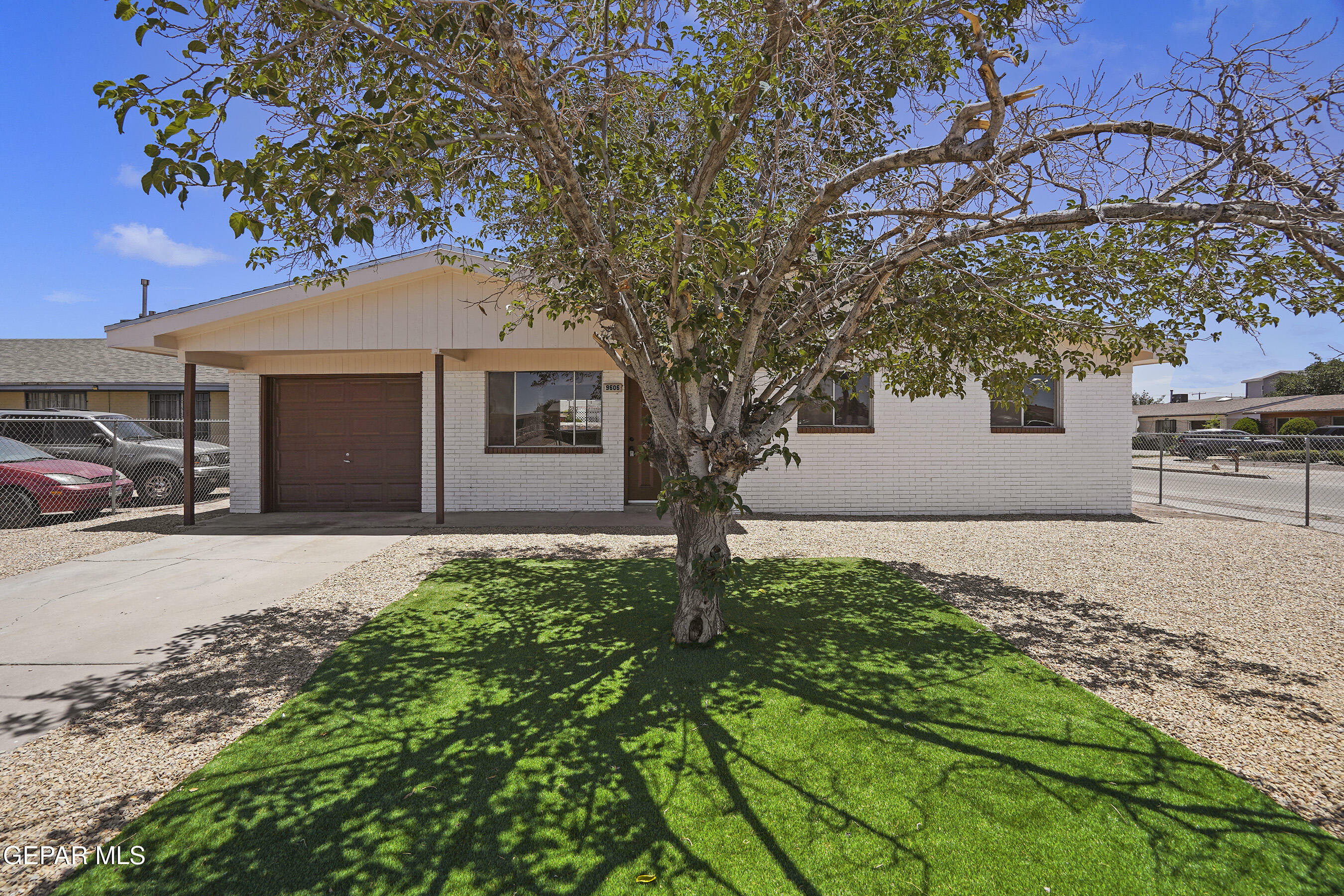 Property Photo: 9606 Bahamas Street TX 79927