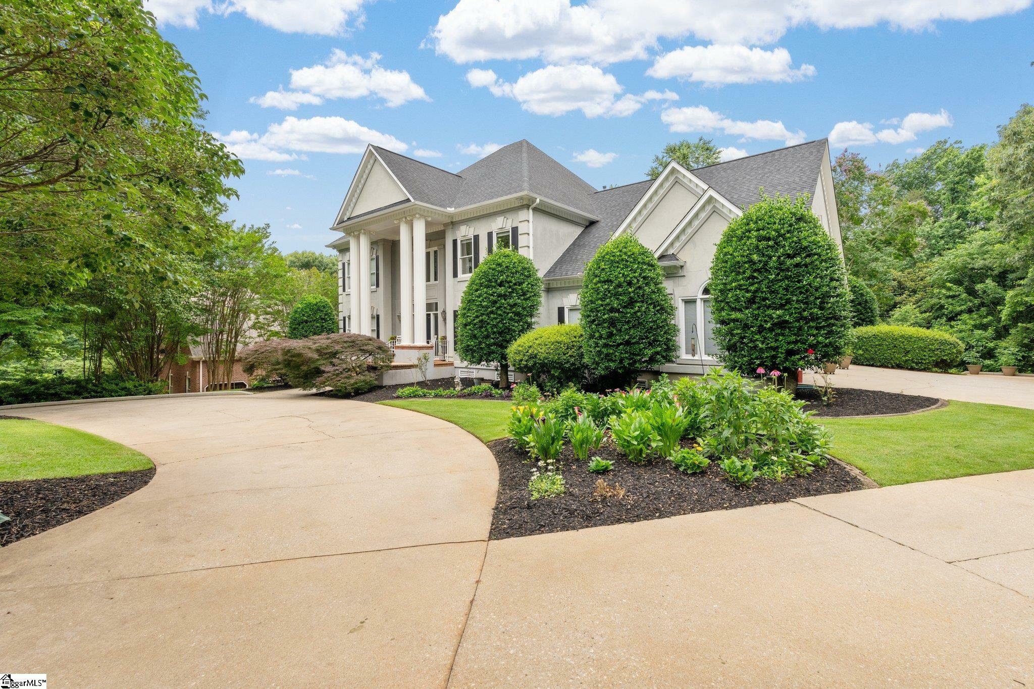 Property Photo: 120 Thornblade Boulevard SC 29650