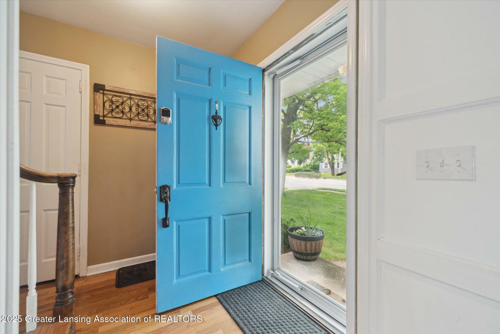 Property Photo: 942 W Grand River Avenue MI 48823
