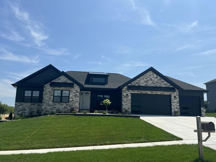 9864 Switch Grass Lane  St. John IN 46373 photo