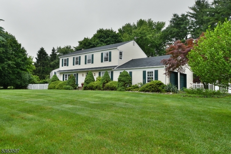 Property Photo: 37 Flintlock Dr NJ 07853