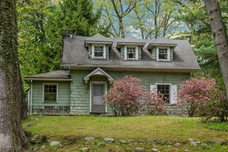 Property Photo: 27 Woodland Ave NJ 07046