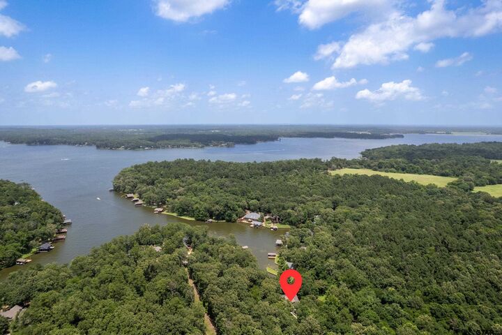 Property Photo:  233 E El Dorado Drive  TX 75480