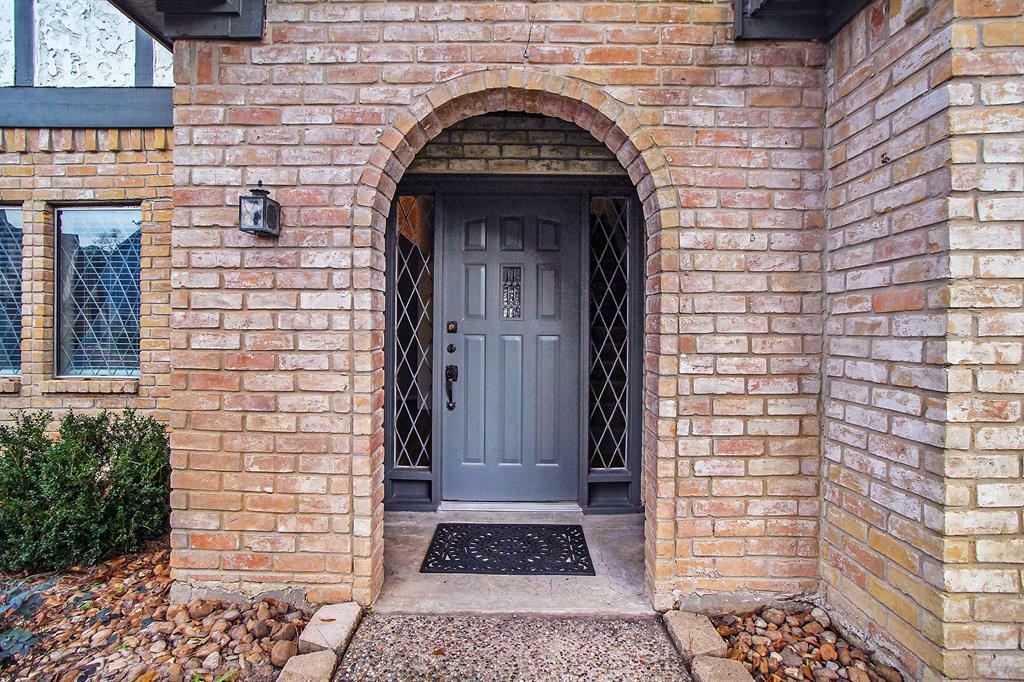 Property Photo: 5402 Summerfield Lane TX 77379