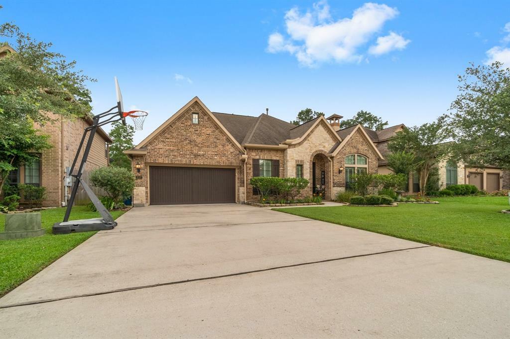 Property Photo: 117 Silverstone Lane TX 77384