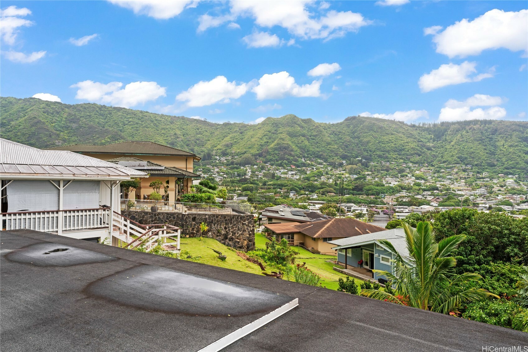Property Photo: 3251 Oahu Avenue HI 96822