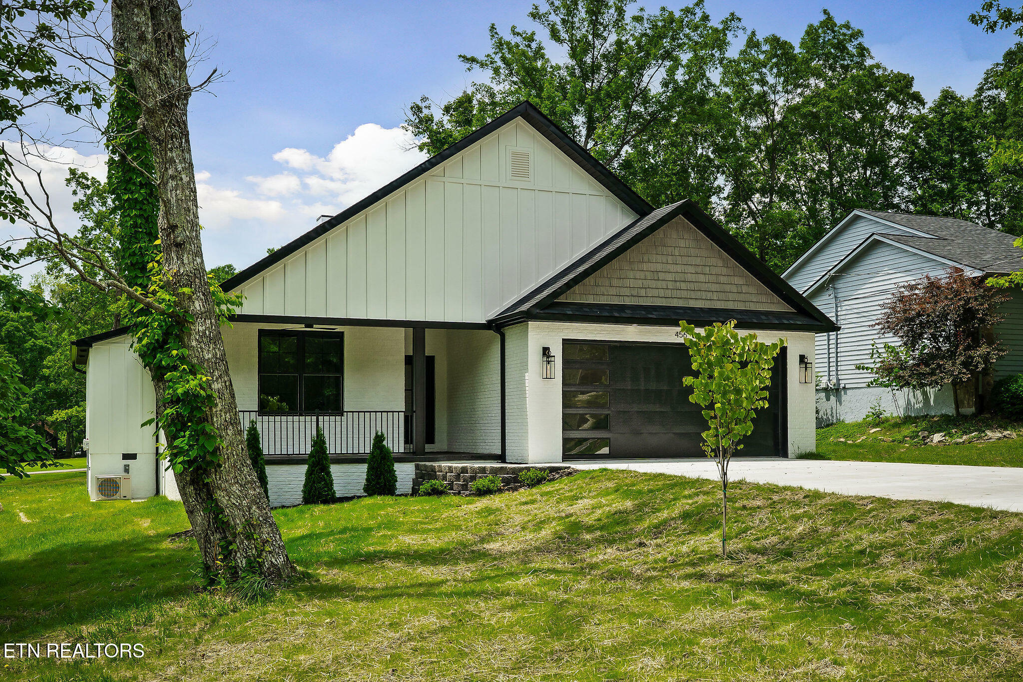 456 Lakeview Drive  Crossville TN 38558 photo