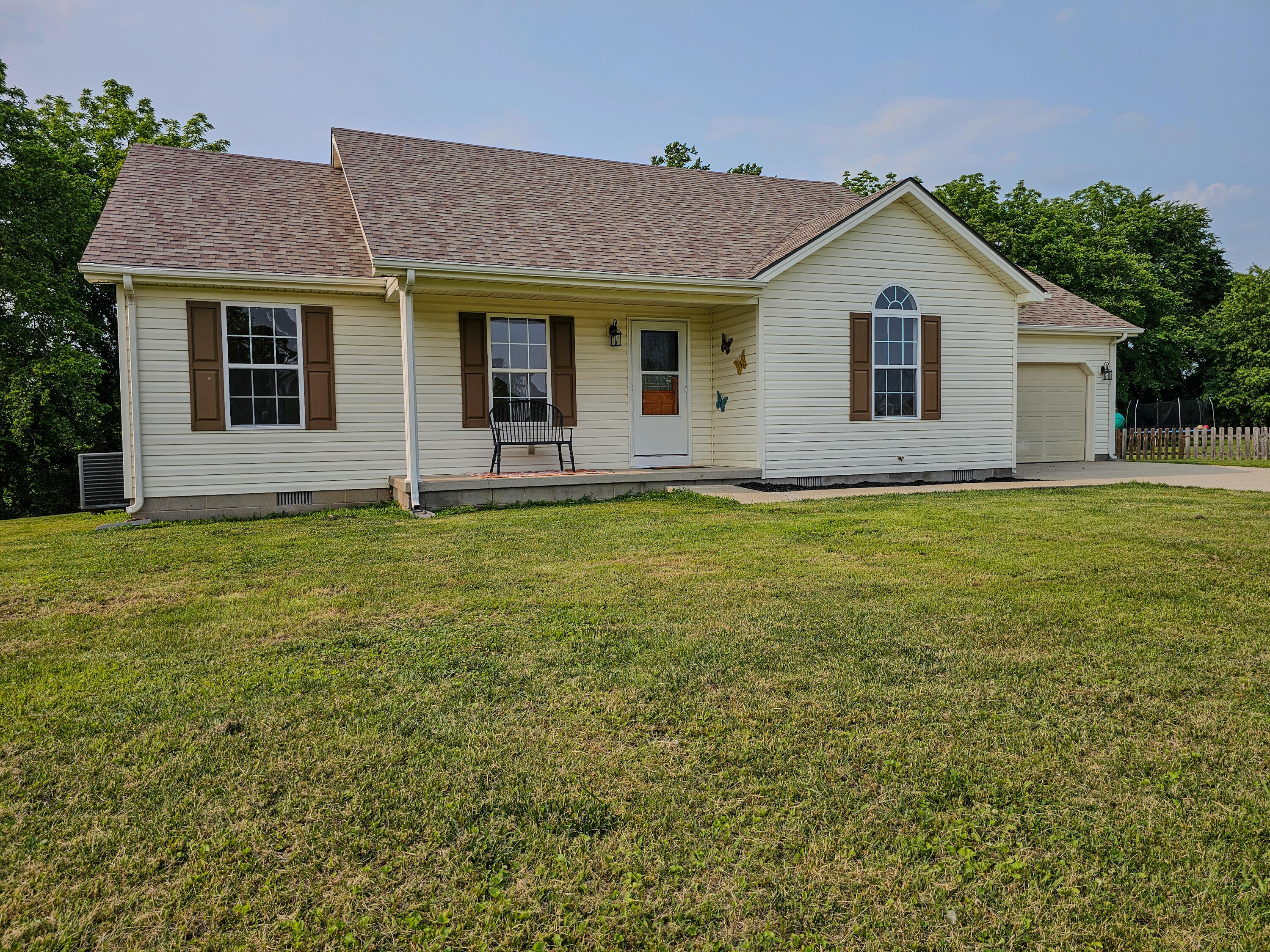 Property Photo: 186 Amber Lane KY 40437