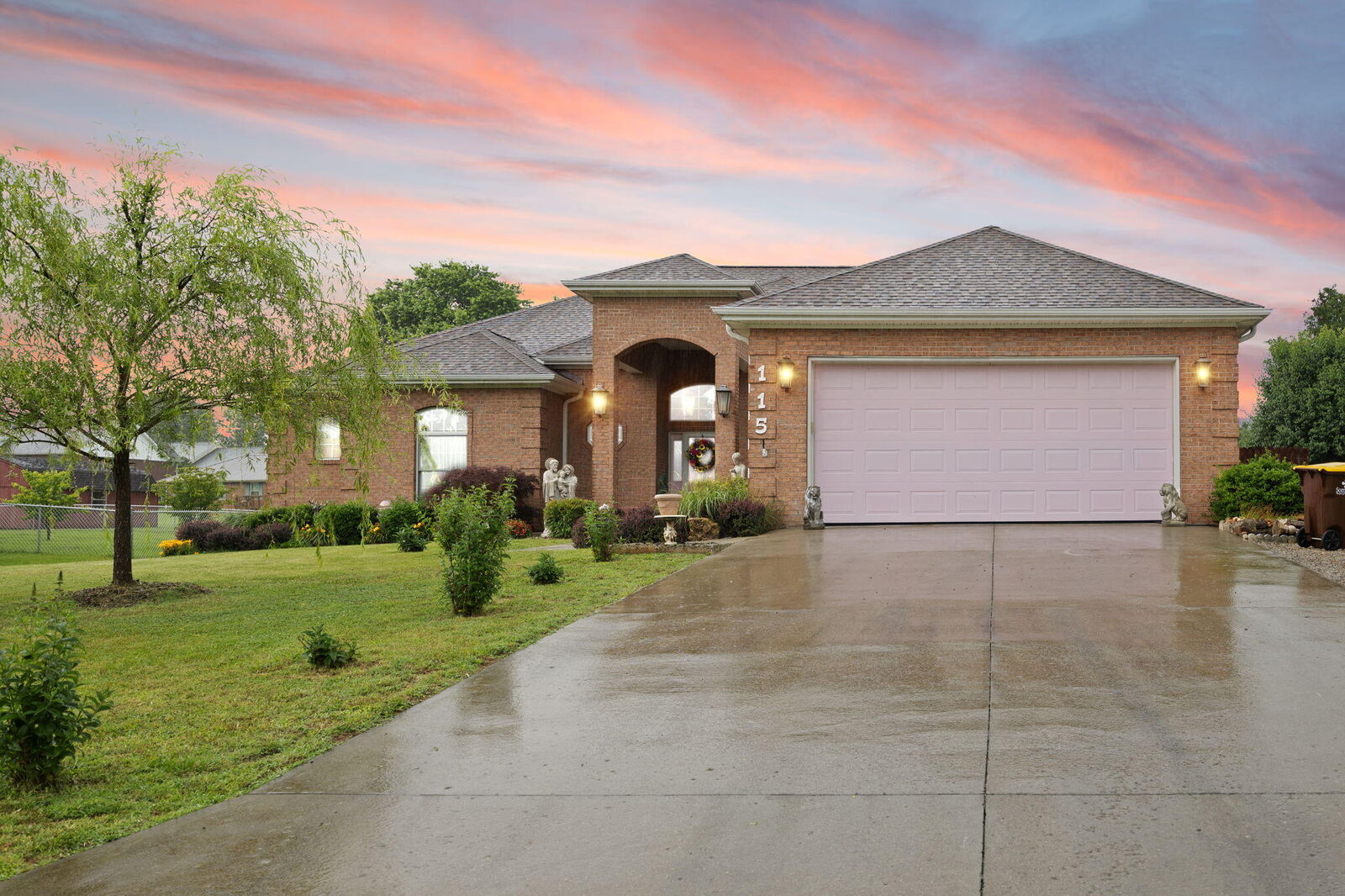 Property Photo:  115 Greenside Drive  KY 42501 