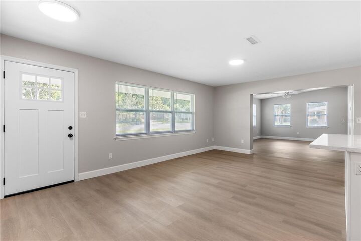 Property Photo:  3237 NW 30th Avenue  FL 32605 