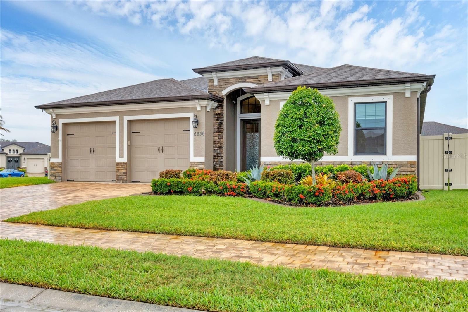 Property Photo: 6636 35th Court E FL 34243