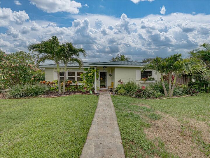 Property Photo: 6202 7th Avenue S FL 33707