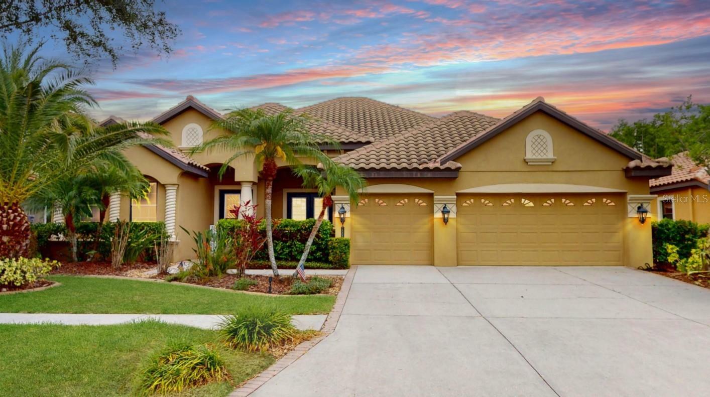 Property Photo: 20023 Pergola Bend Lane FL 33647