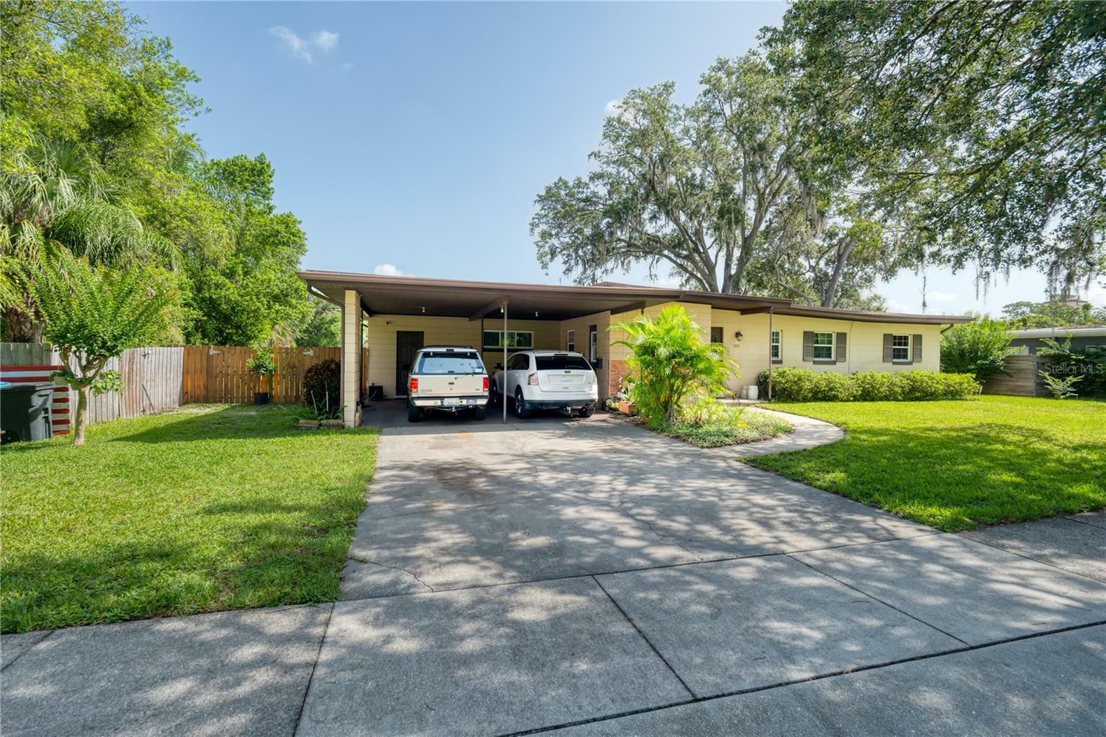 Property Photo: 1901 Loch Berry Road FL 32792