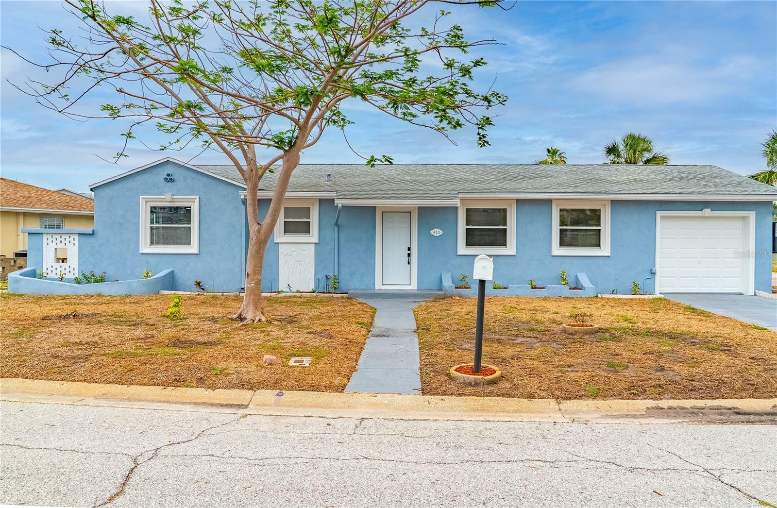 Property Photo:  410 Virginia Avenue  FL 33708 