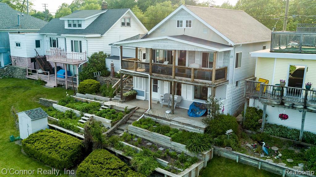 Property Photo: 105 Gratiot Boulevard MI 48040 1174
