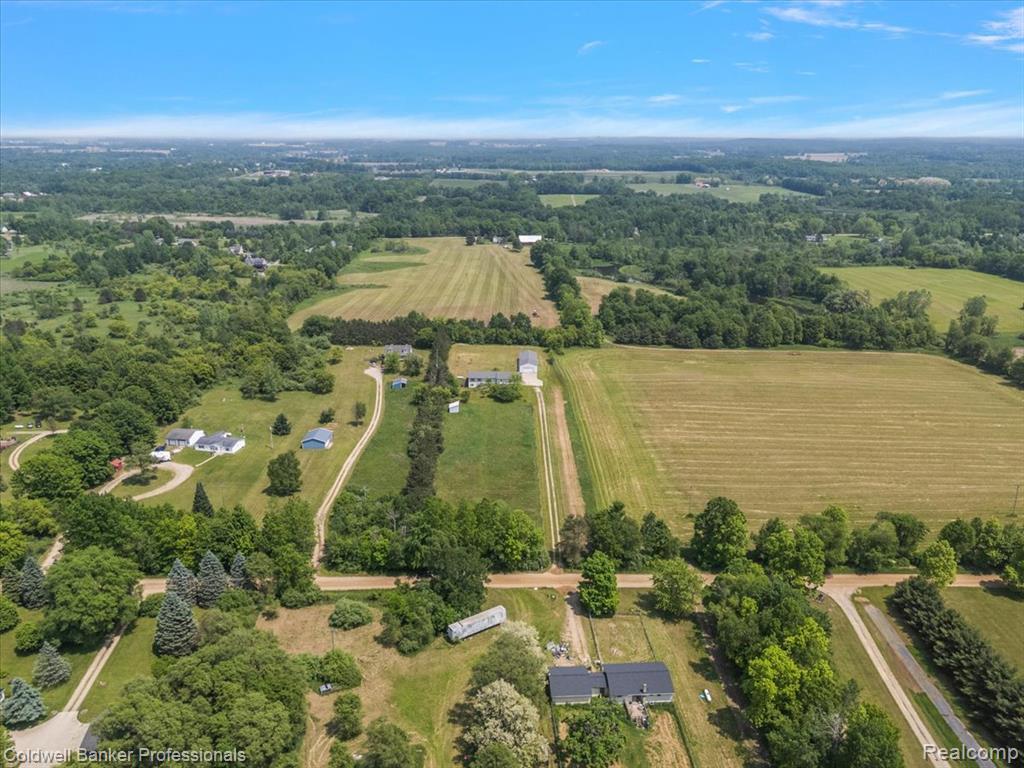 Property Photo: 5714 Five Lakes Road MI 48461 9601