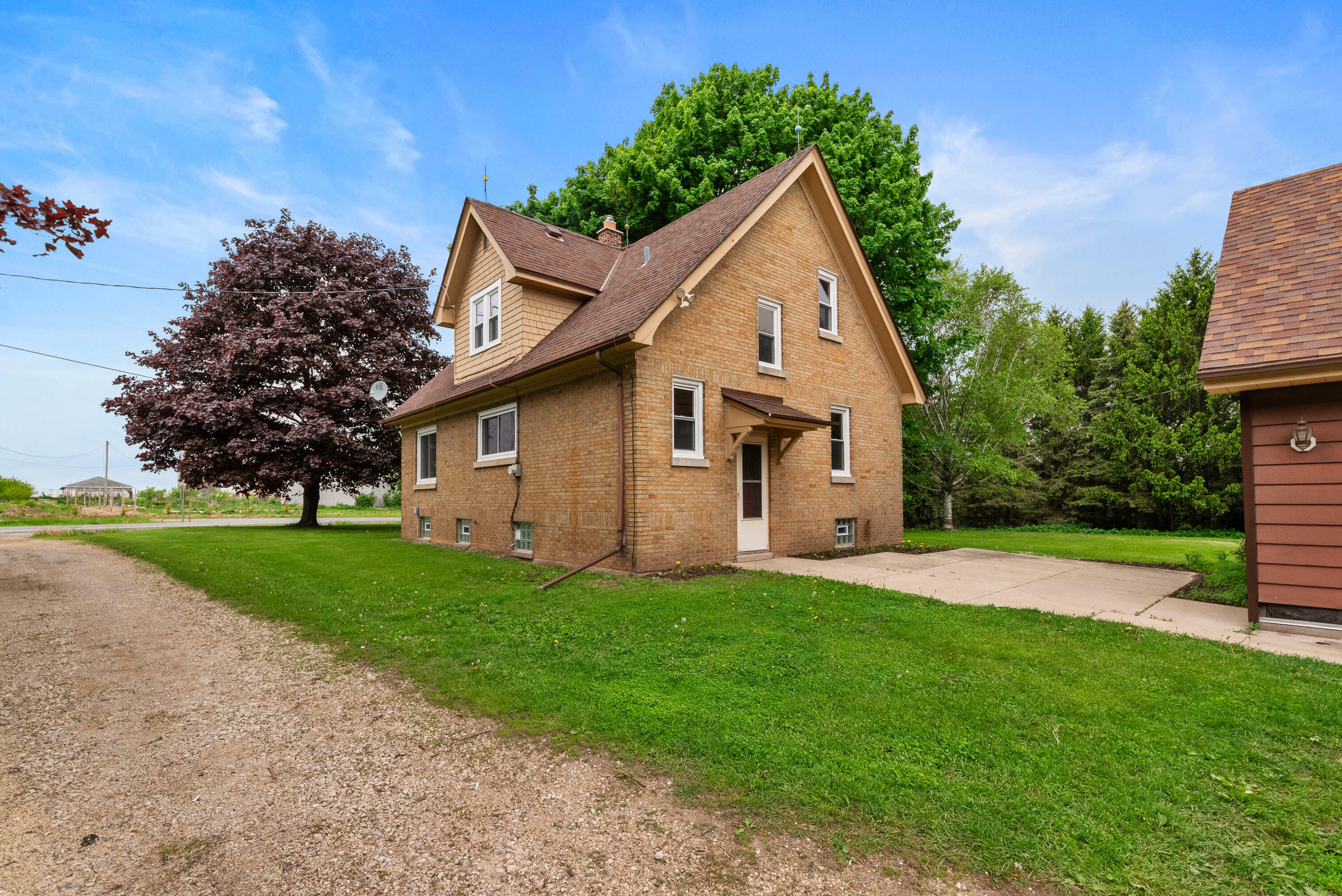 Property Photo: 4438 County Road H - WI 53074