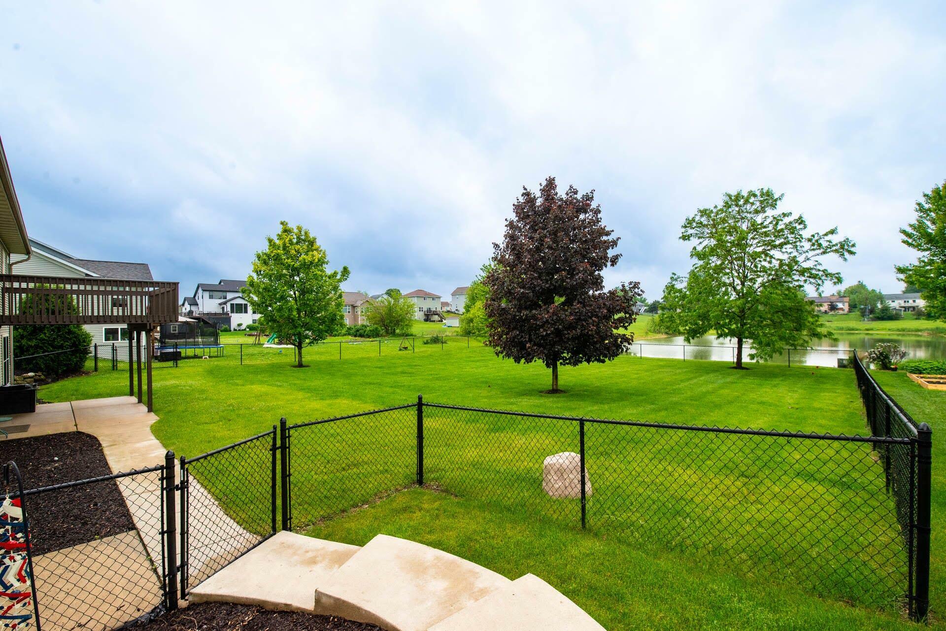 Property Photo: 340 Homestead Dr WI 53181