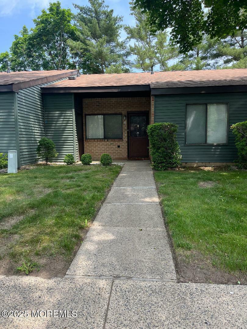 212 Covered Bridge Boulevard  Manalapan NJ 07726 photo