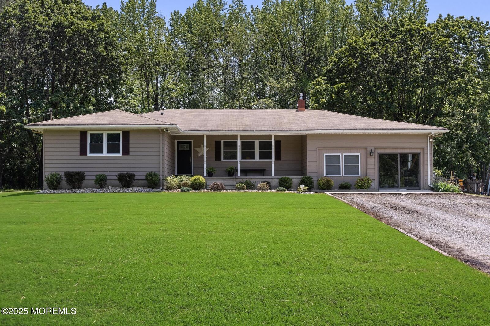 Property Photo:  174 Ellisdale Road  NJ 08501 