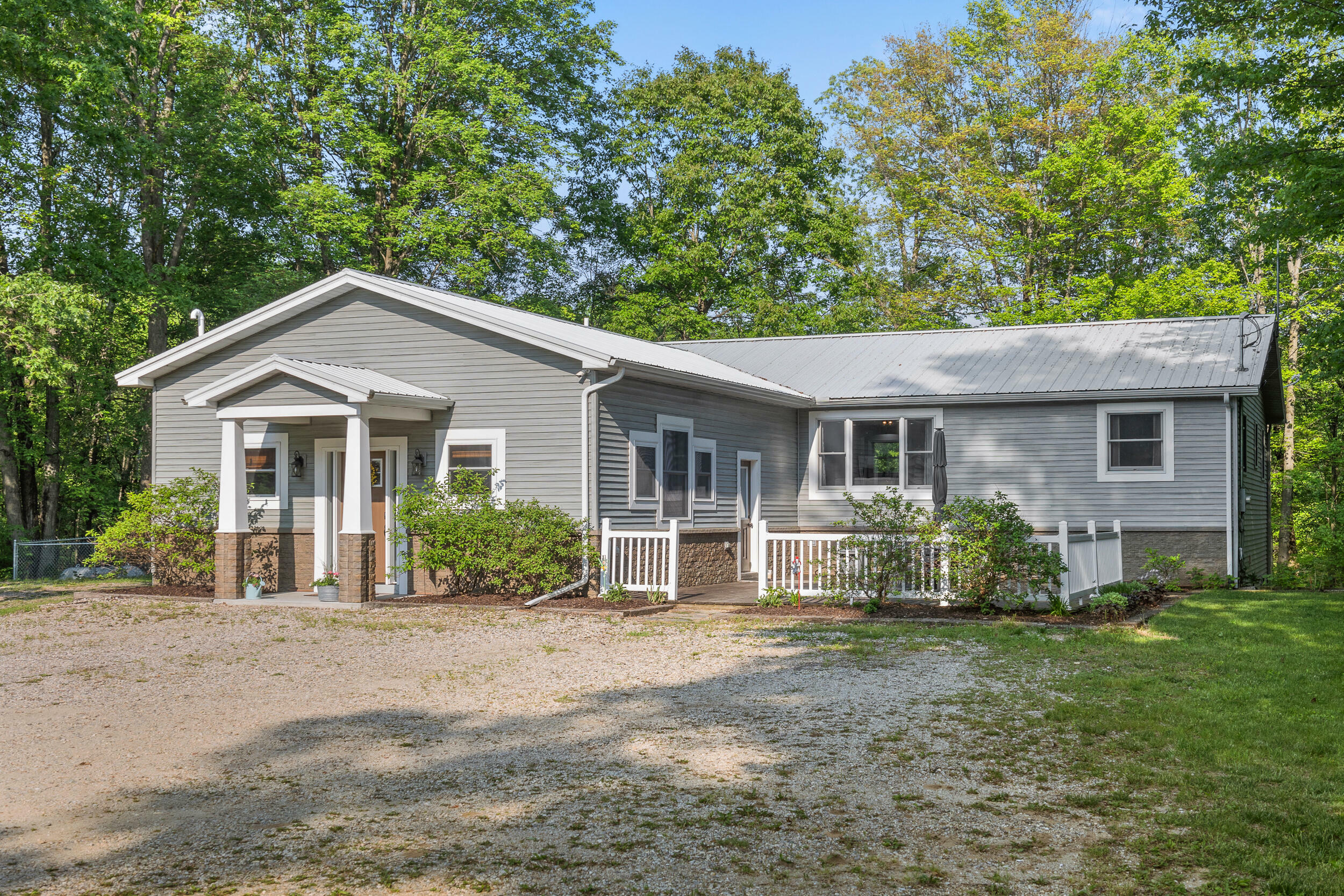Property Photo:  2980 N Old State Road  MI 48893 
