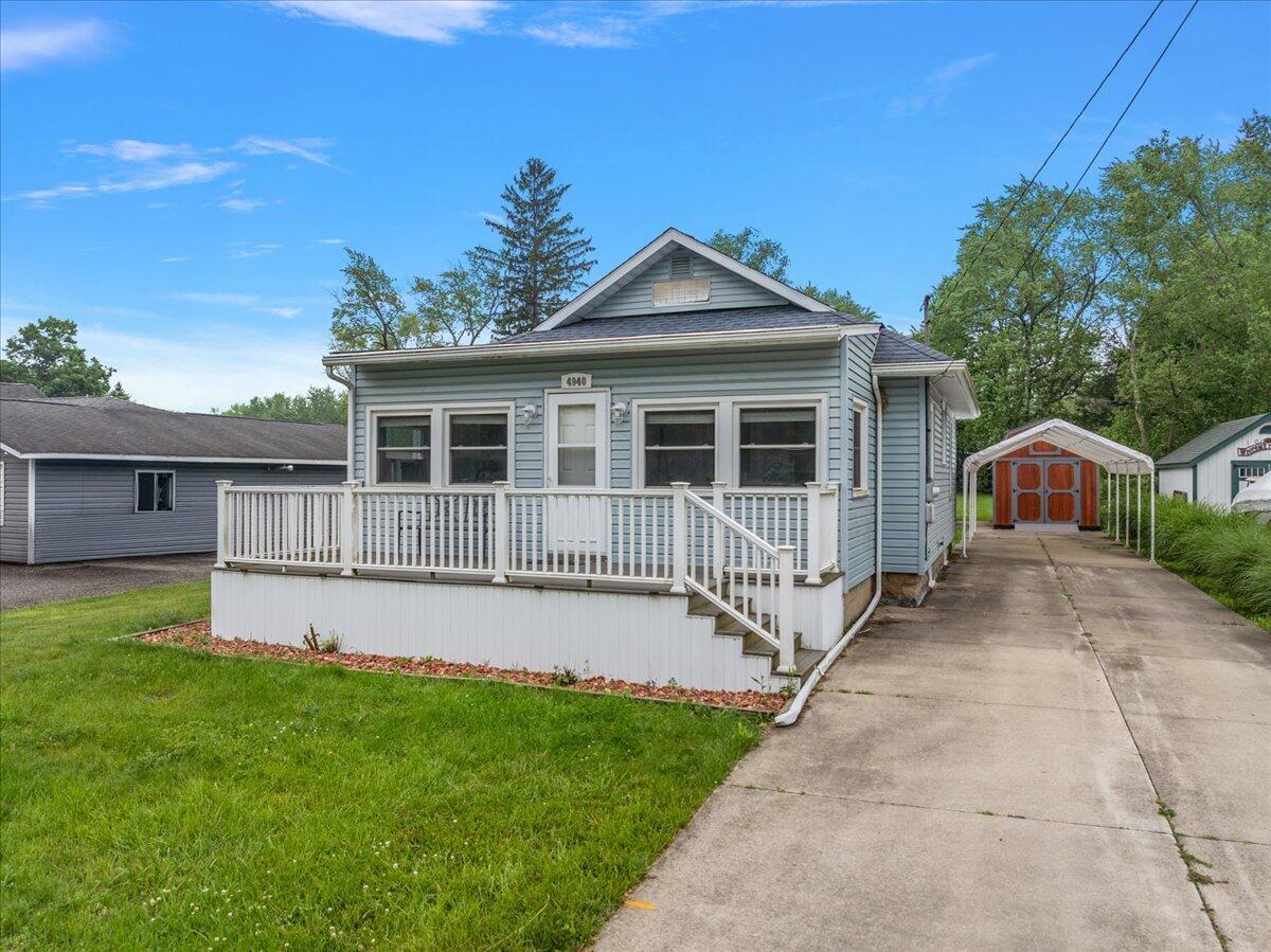 4940 Pottawatamie Path  Watervliet MI 49098 photo