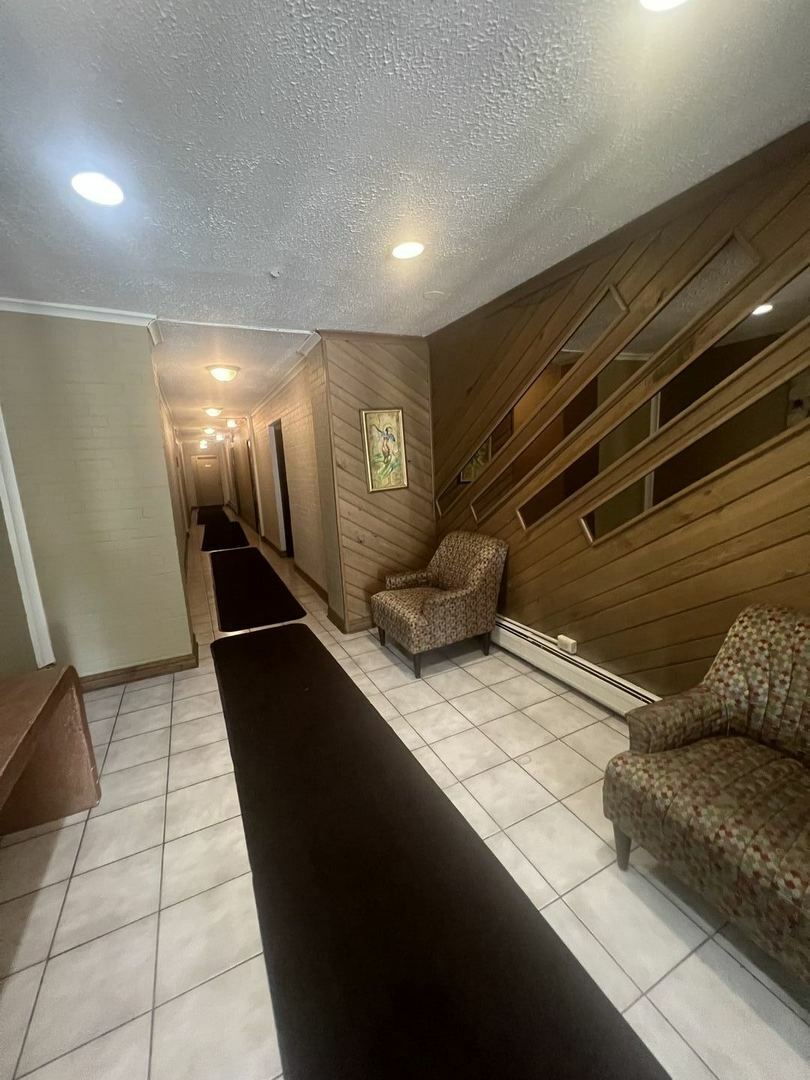 Property Photo: 7449 Washington Street 606 IL 60130