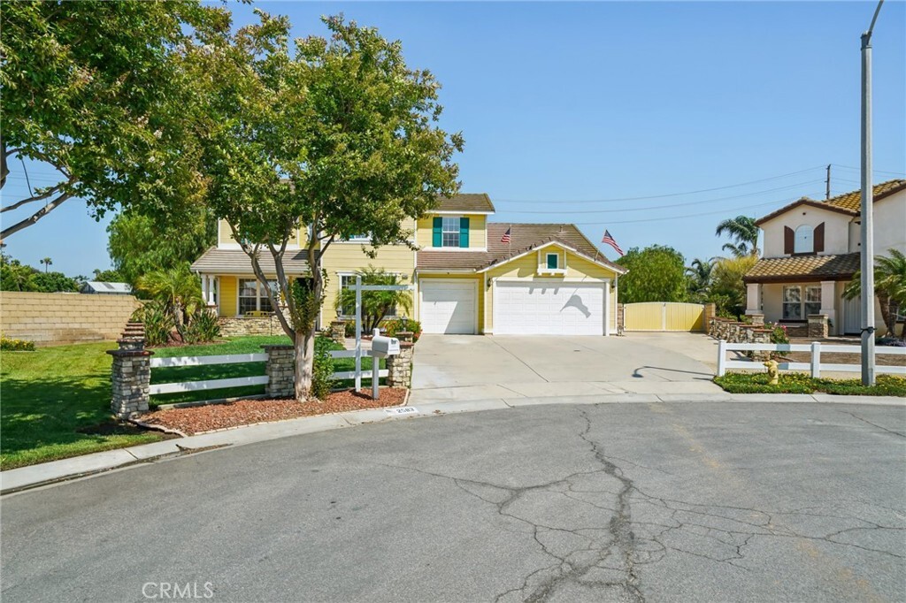 Property Photo: 2583 Steeplechase Way CA 92860