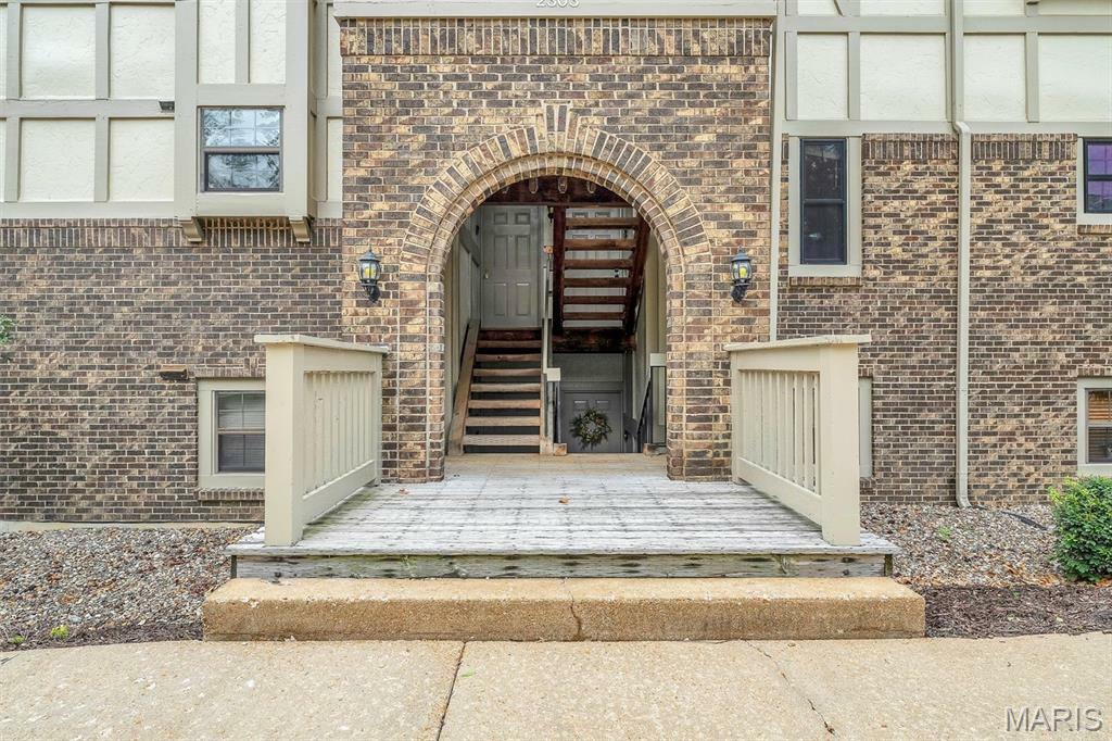 Property Photo: 2303 Yosemite Park Court E MO 63043