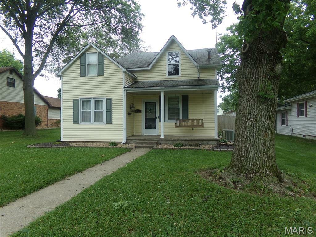 Property Photo: 635 S 6th Street IL 62230