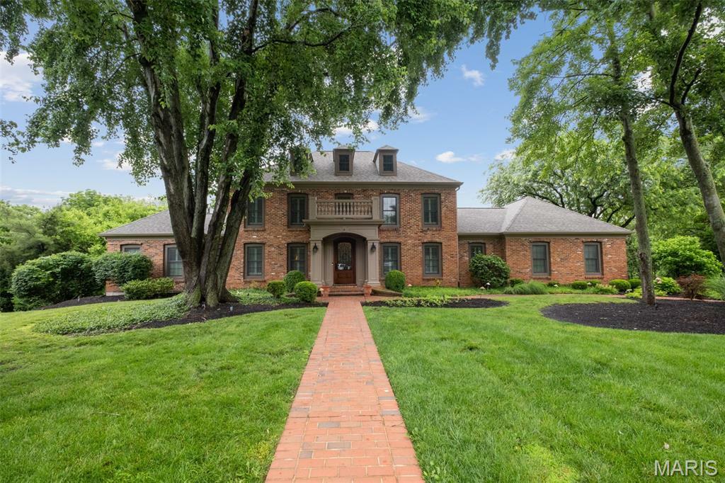 Property Photo: 9 Arlington Oaks Court MO 63017