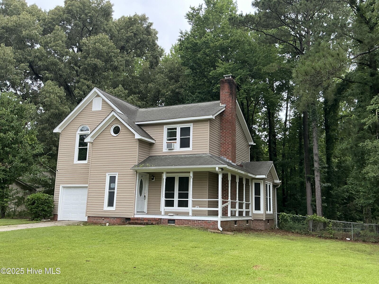 Property Photo: 128 Robinhood Drive NC 28546